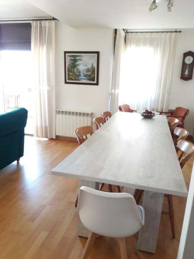 Cal Richi Apartman Tremp Kültér fotó